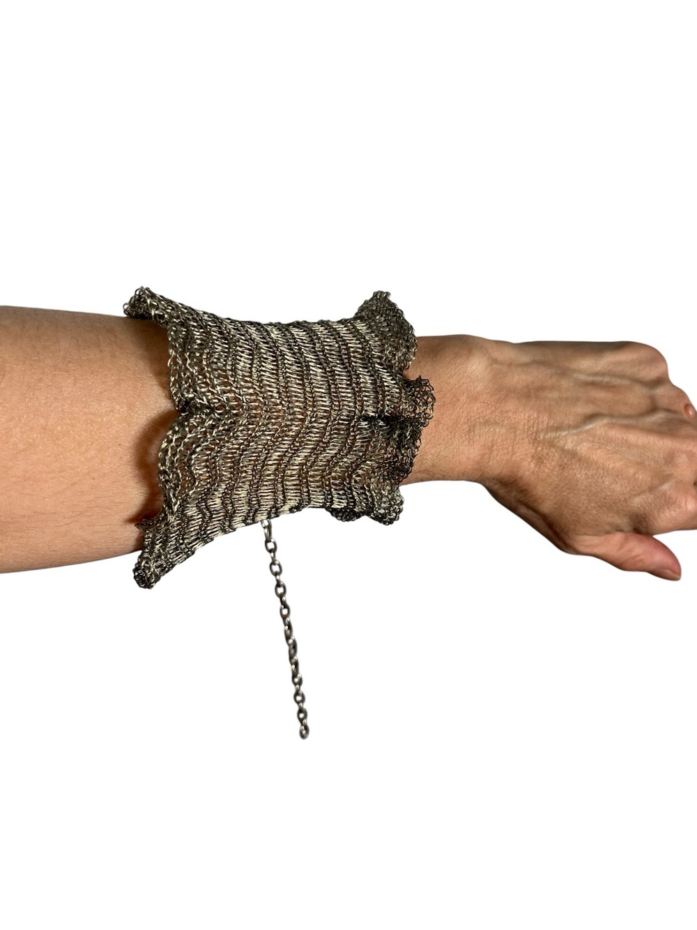 Metal Mesh Chainmail Bracelet Cuff Silver Tone Ruffle Sculptural Goth Cosplay - Picture 10 of 10
